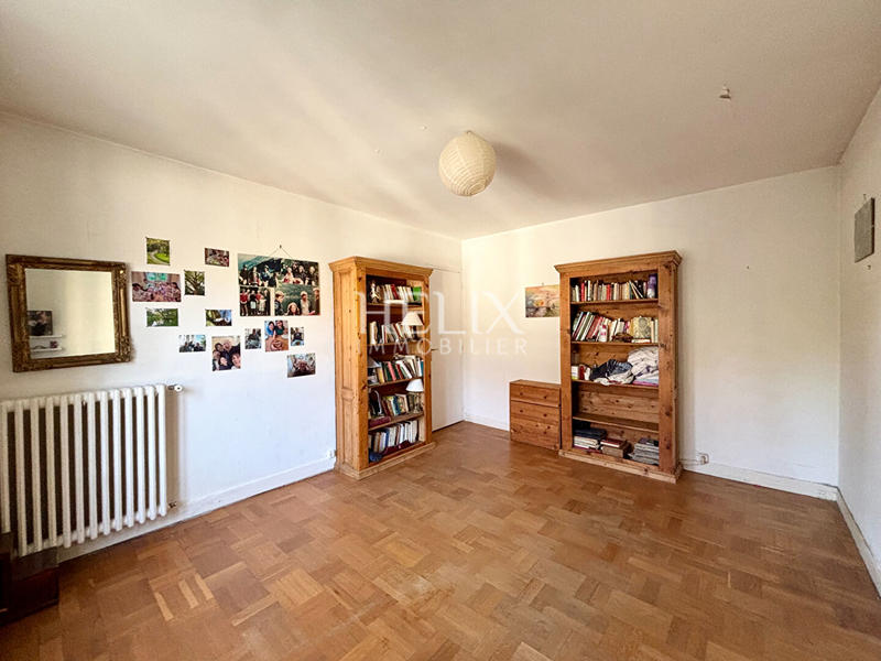 Appartement - 175 m² - 7 pièces