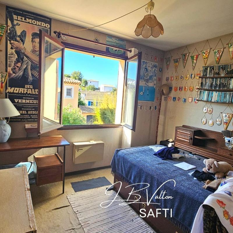 Maison - 100 m² - 6 pièces