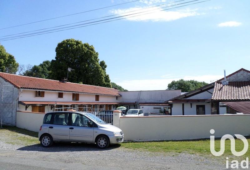 Maison - 528 m² - 20 pièces