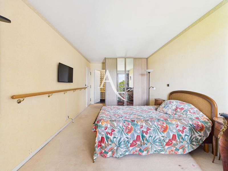 Appartement - 161 m² - 5 pièces