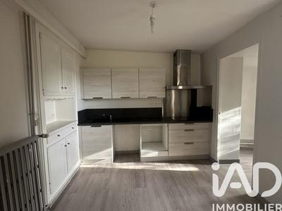 Maison - 81 m² - 4 pièces