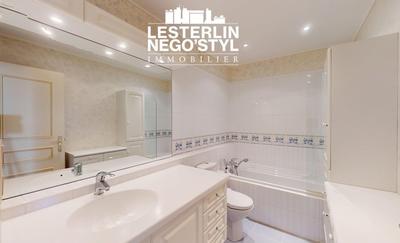 Appartement - 125 m² - 4 pièces