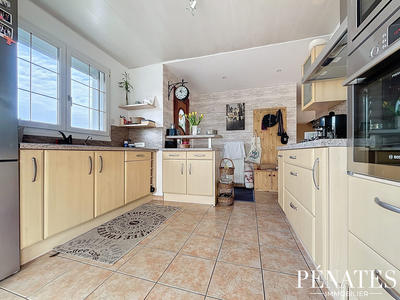 Maison - 150 m² - 6 pièces