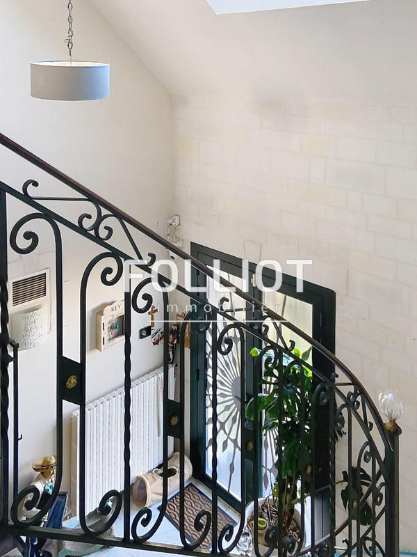 Maison - 174 m² - 5 pièces