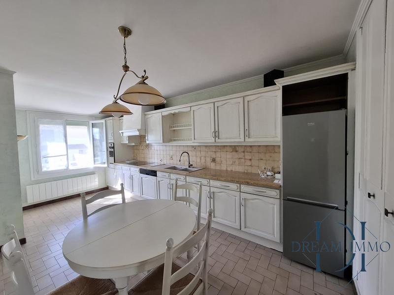 Maison - 107 m² - 5 pièces