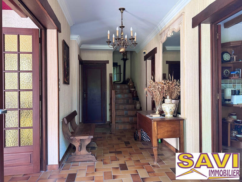 Maison traditionnelle - 153 m² - 5 pièces