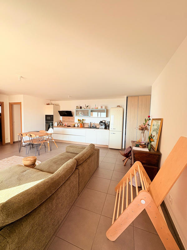 Appartement - 72 m² - 3 pièces