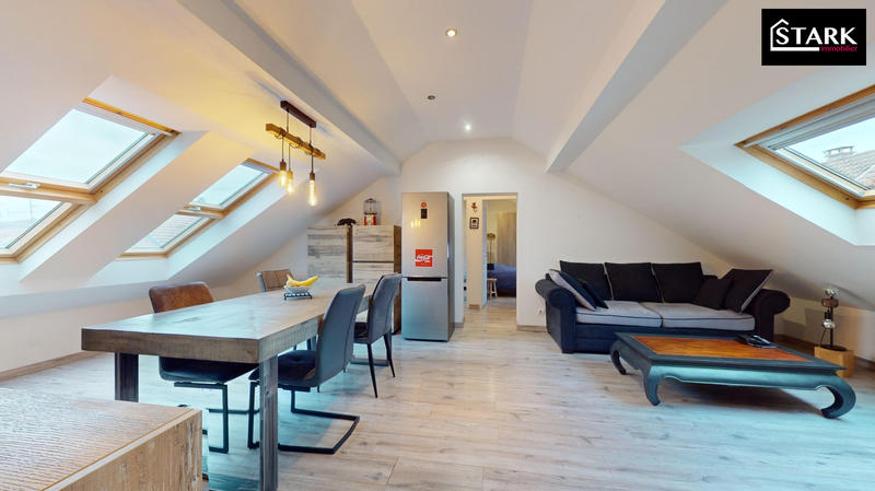 Appartement - 90 m² - 4 pièces