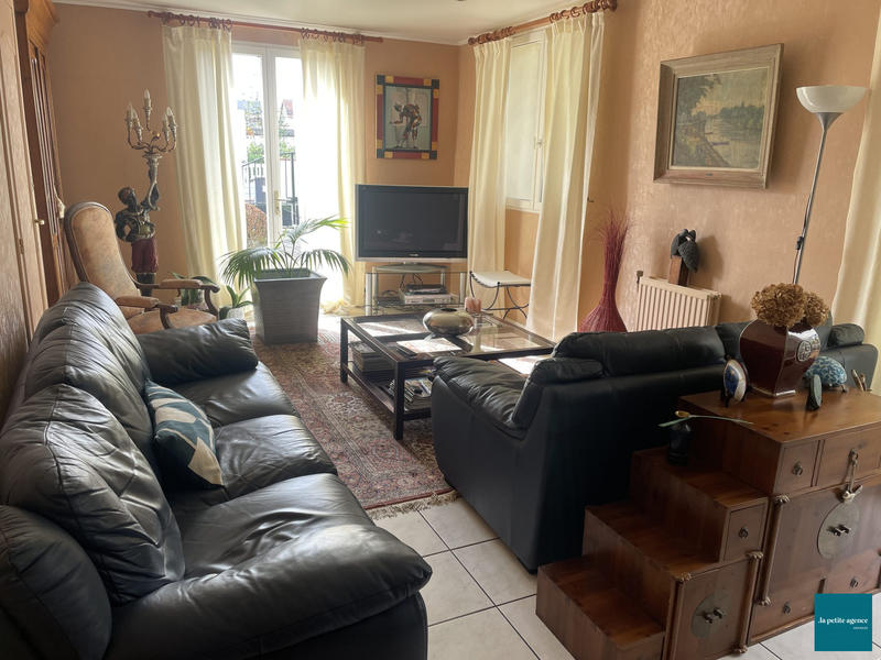 Maison traditionnelle - 128 m² - 7 pièces