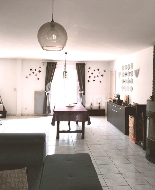 Maison - 164 m² - 8 pièces