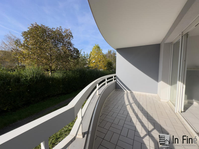 Appartement - 76 m² - 3 pièces