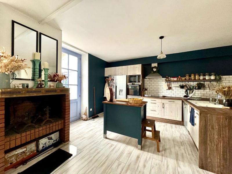 Maison de ville - 238 m² - 8 pièces