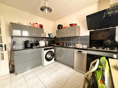 Maison - 106 m² - 6 pièces