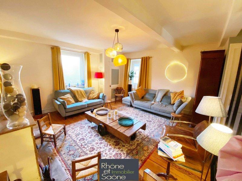 Appartement - 150 m² - 4 pièces