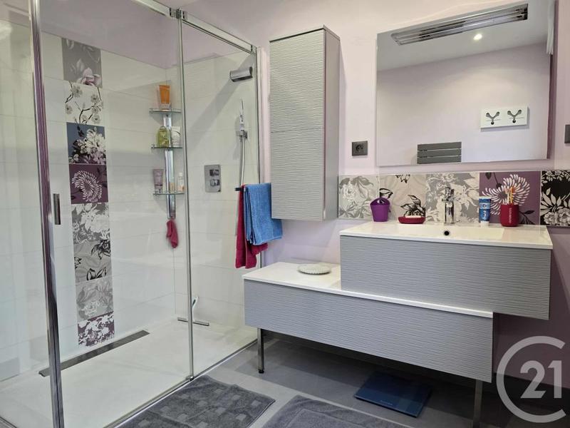 Villa - 152 m² - 5 pièces