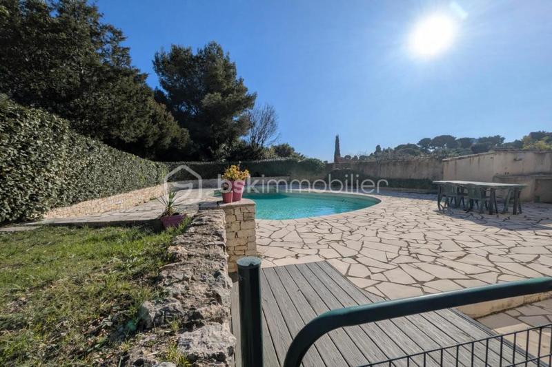 Maison - 104 m² - 5 pièces