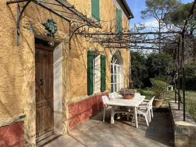 Maison ancienne - 180 m² - 8 pièces