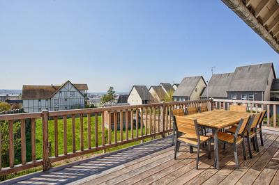 Maison - 176 m² - 7 pièces