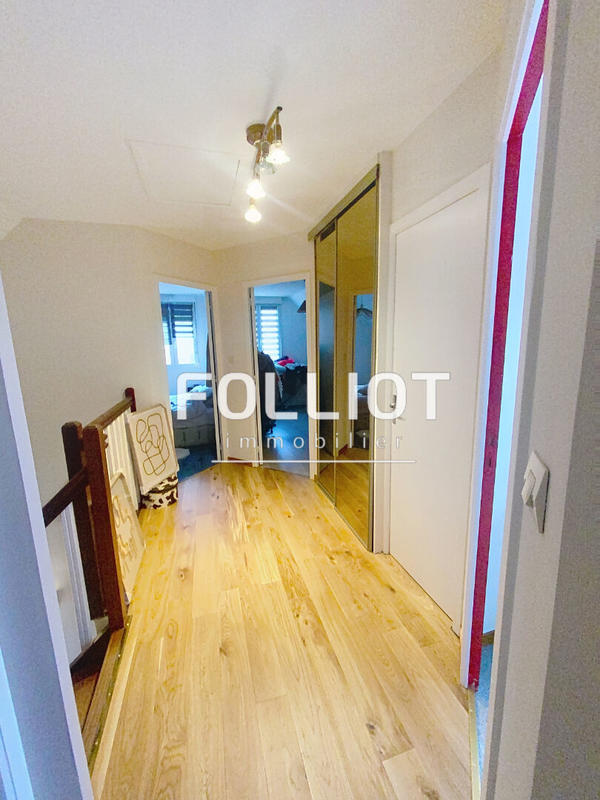 Maison - 104 m² - 5 pièces