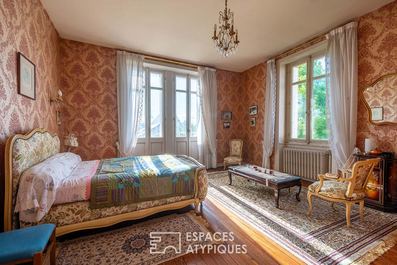 Maison - 213 m² - 8 pièces