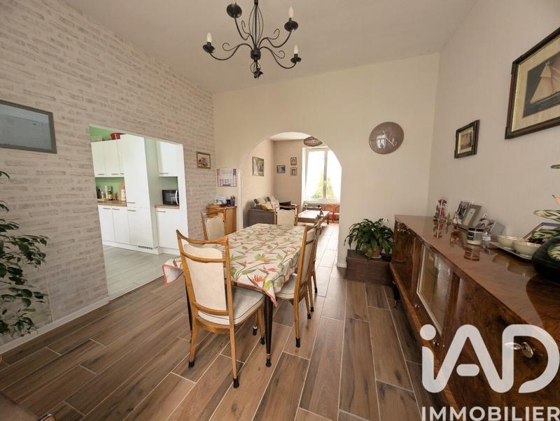 Maison - 95 m² - 4 pièces