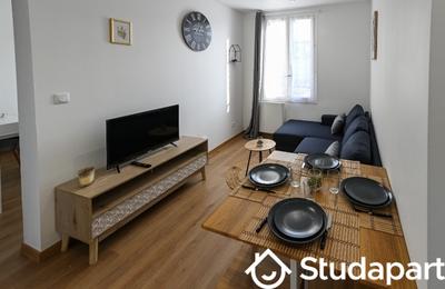 Chambre - 11 m² - 1 pièce