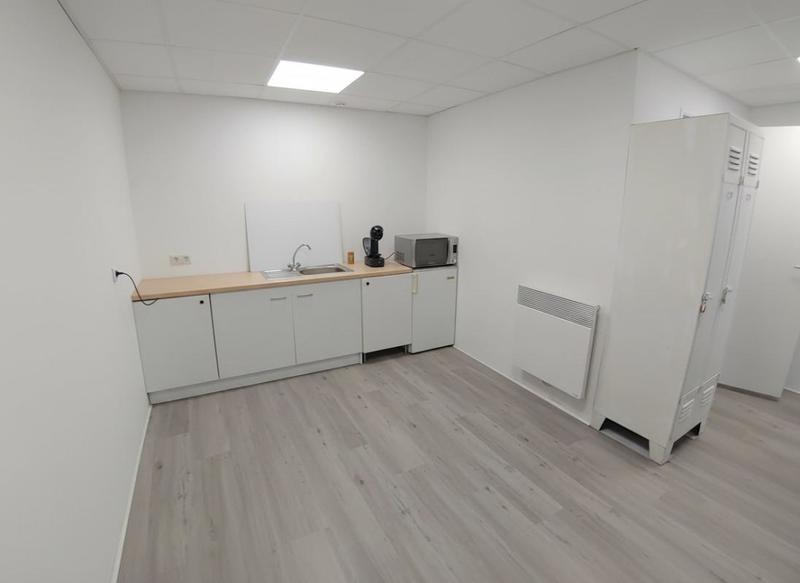 Bureau - 500 m² - 4 pièces