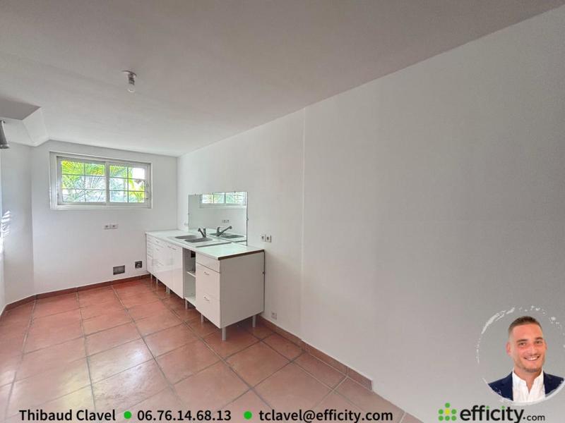 Immeuble - 201 m² - 8 pièces