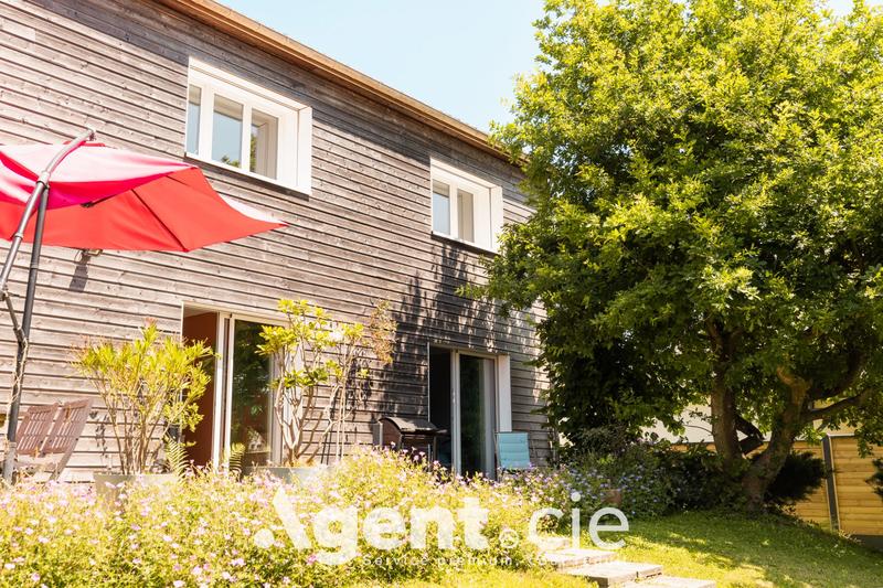 Maison - 143 m² - 7 pièces