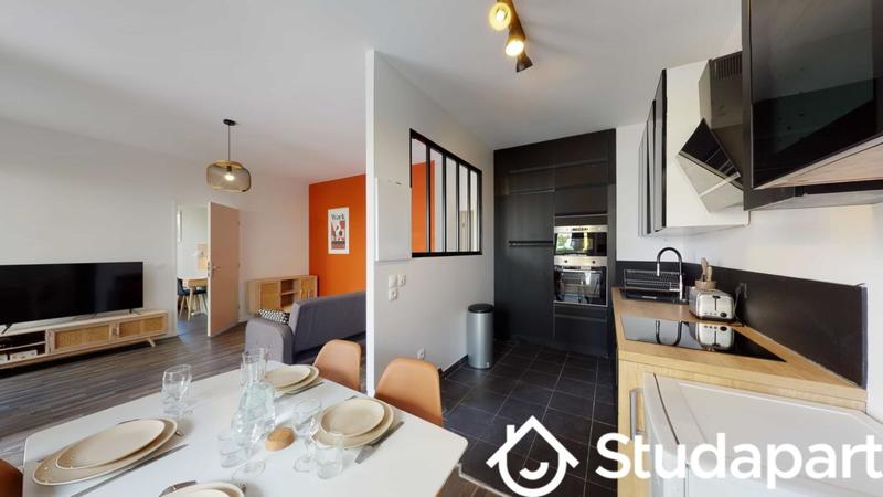 Chambre - 9 m² - 1 pièce