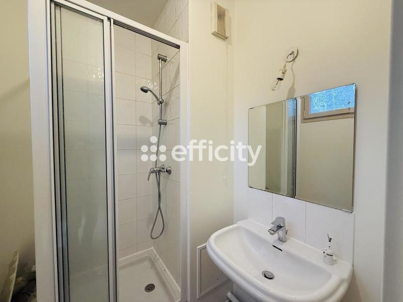 Appartement - 146 m² - 6 pièces