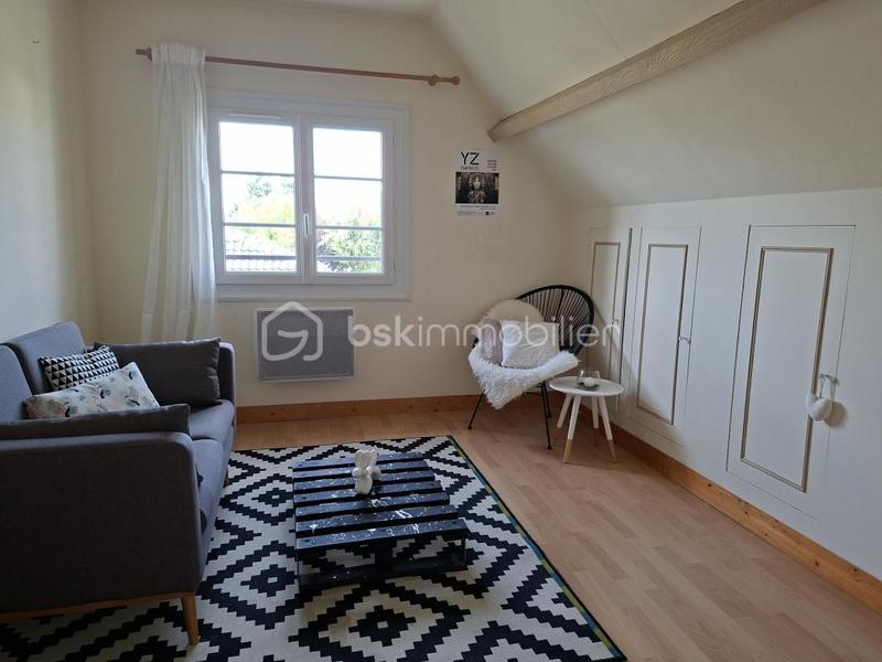 Maison traditionnelle - 128 m² - 6 pièces