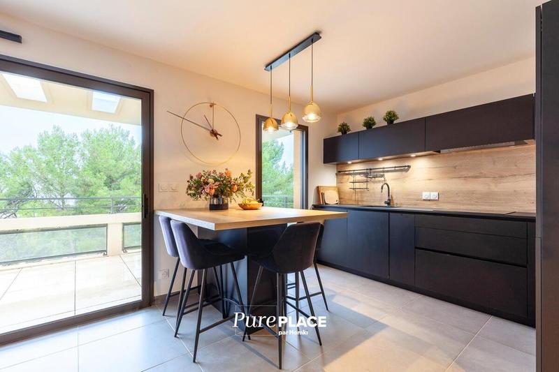 Appartement - 70 m² - 3 pièces