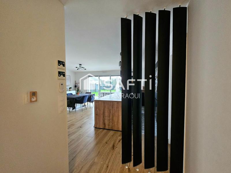 Maison - 171 m² - 7 pièces