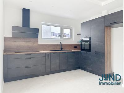 Maison - 103 m² - 4 pièces