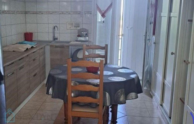 Maison - 80 m² - 3 pièces