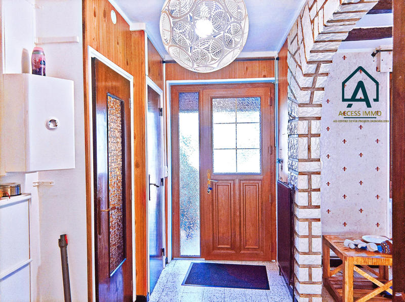 Maison - 87 m² - 10 pièces