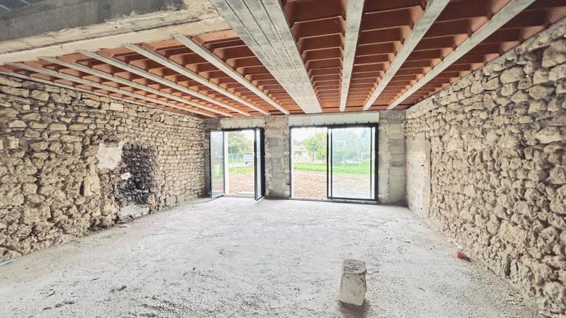 Maison - 97 m² - 2 pièces