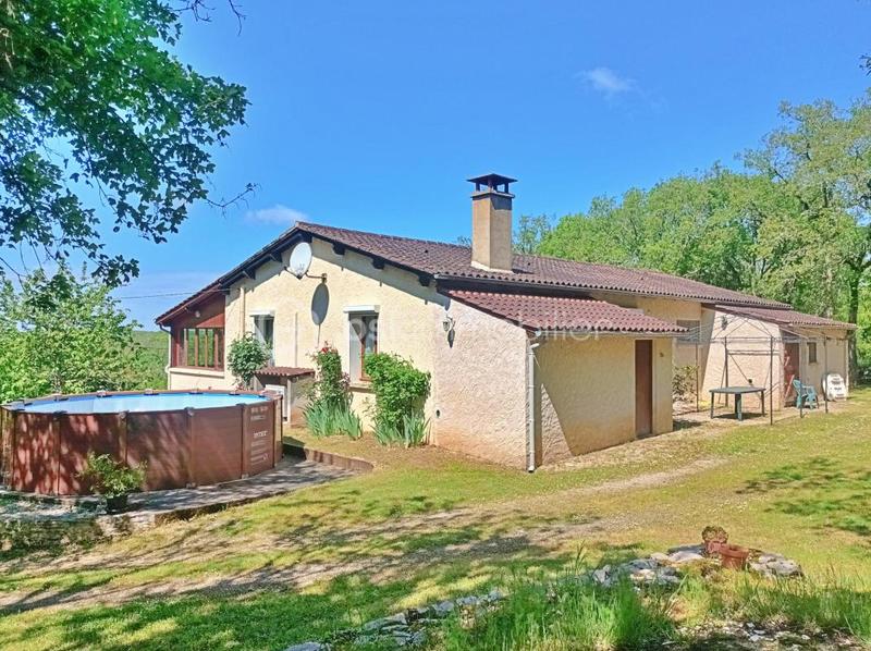 Maison traditionnelle - 157 m² - 6 pièces