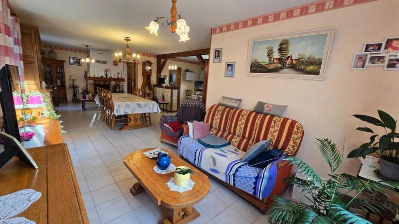 Maison - 136 m² - 4 pièces