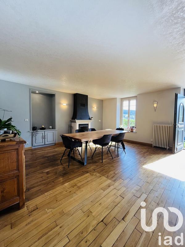 Maison - 200 m² - 5 pièces