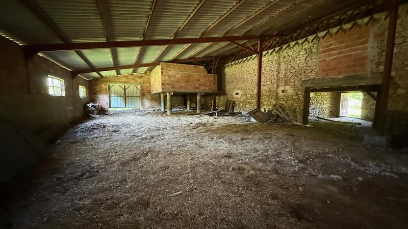 Maison - 207 m² - 1 pièce