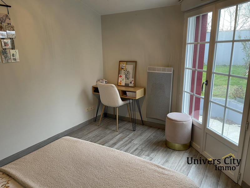 Maison - 95 m² - 4 pièces