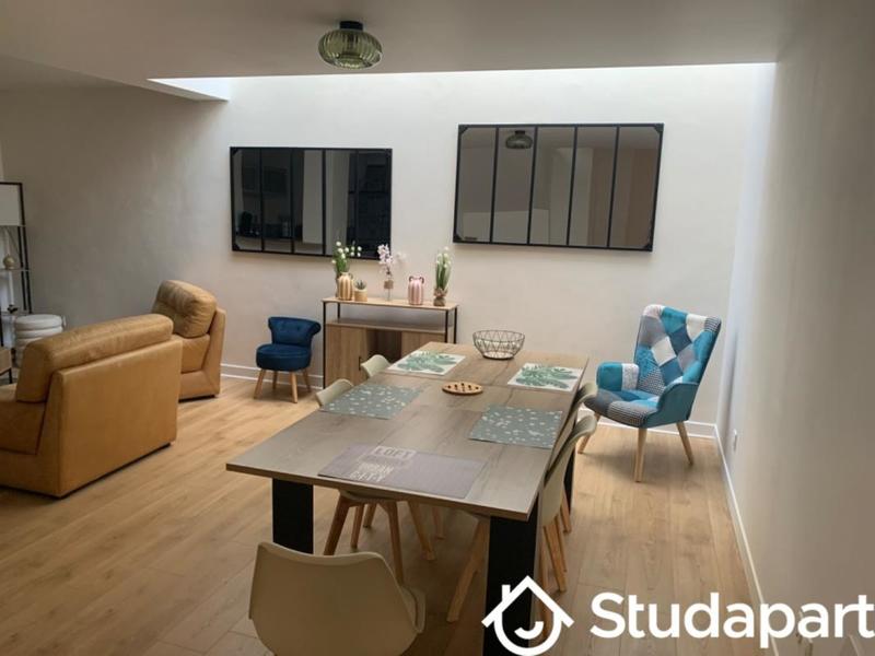 Chambre - 15 m² - 1 pièce