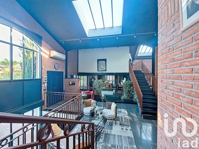 Maison de maîtres - 750 m² - 14 pièces