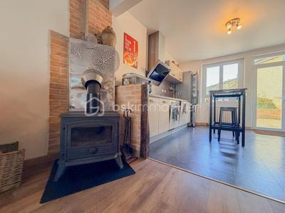 Maison de bourg - 177 m² - 11 pièces