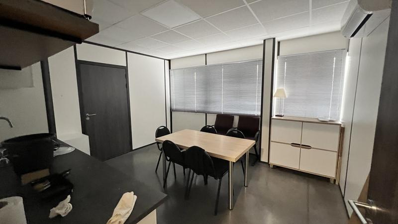 Local d'activités - 726 m²