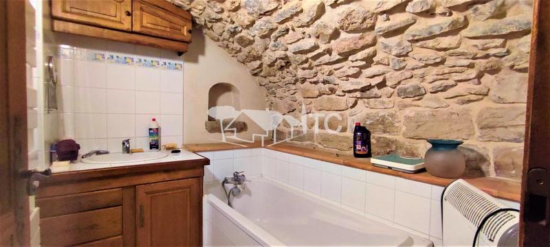 Maison ancienne - 180 m² - 5 pièces