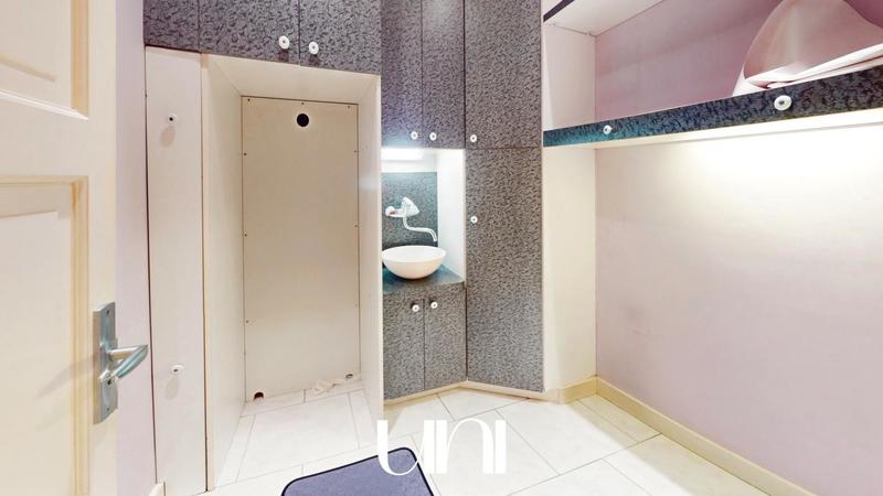 Appartement - 97 m² - 5 pièces