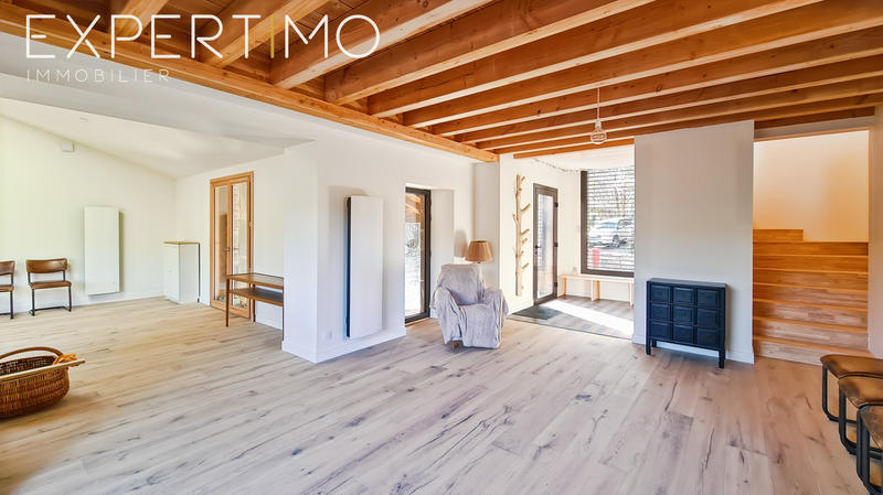 Maison - 182 m² - 7 pièces